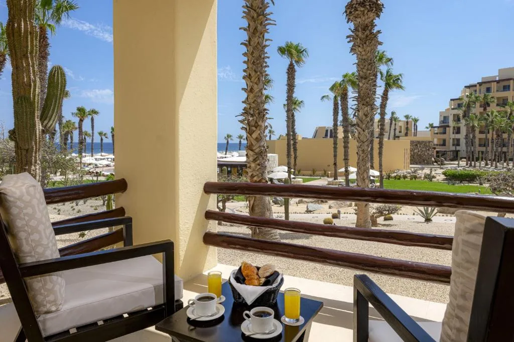 Pueblo Bonito Pacifica Golf & Spa Resort: another view